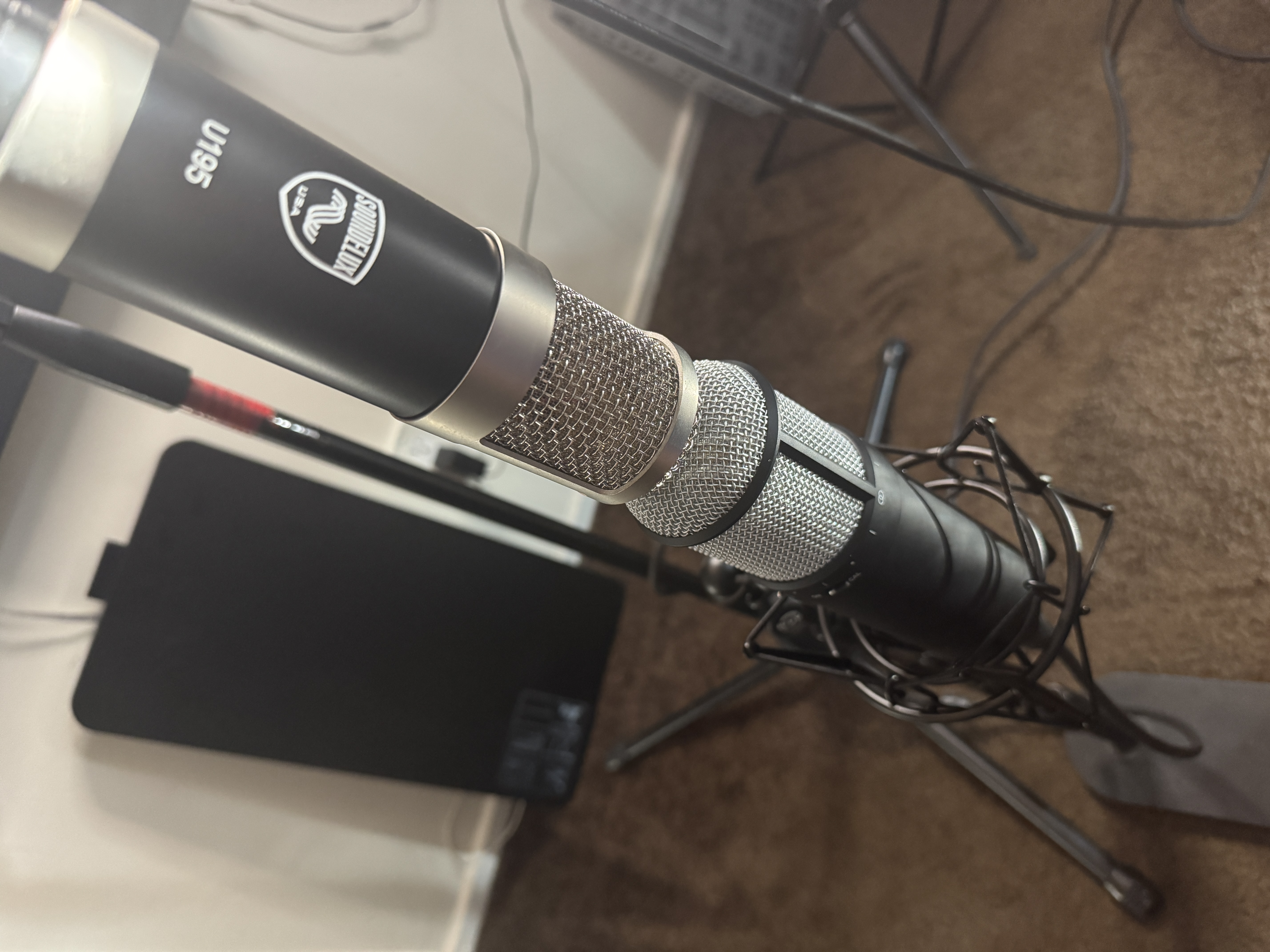 Mid-Side microphone placement for jacket foley recording